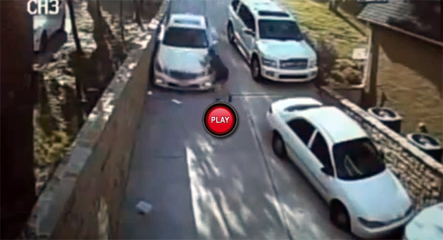 BLONDA a uitat sa traga frana de mana: a IESIT RAU! VIDEO