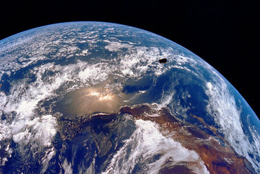 Terra se rupe in doua sub Oceanul Indian. Explicatia specialistilor