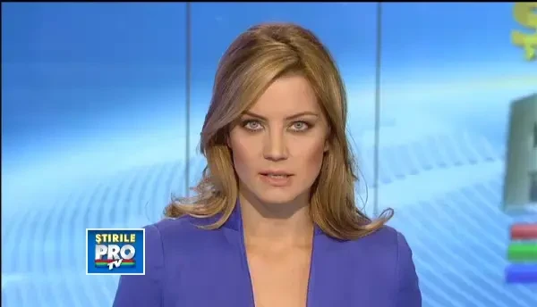 Elevii unei scoli din Capitala refuza sa intre la ore. Motivul: liceeni vor fi mutati in cladire