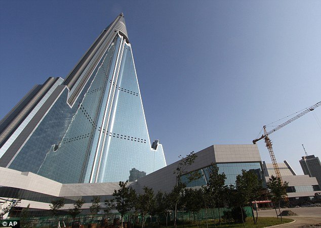 Hotelul Ryugyong
