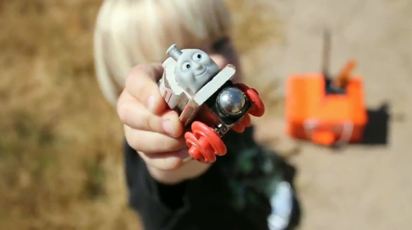 Calatoria in spatiu a unui trenulet. Clipul a strans 3 MILIOANE de vizualizari in 10 zile. VIDEO