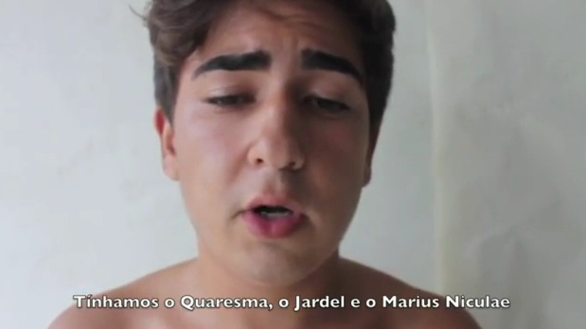 Cel mai tare PROTEST impotriva echipei iubite: Ce ROMAN este invocat de suporter! VIDEO