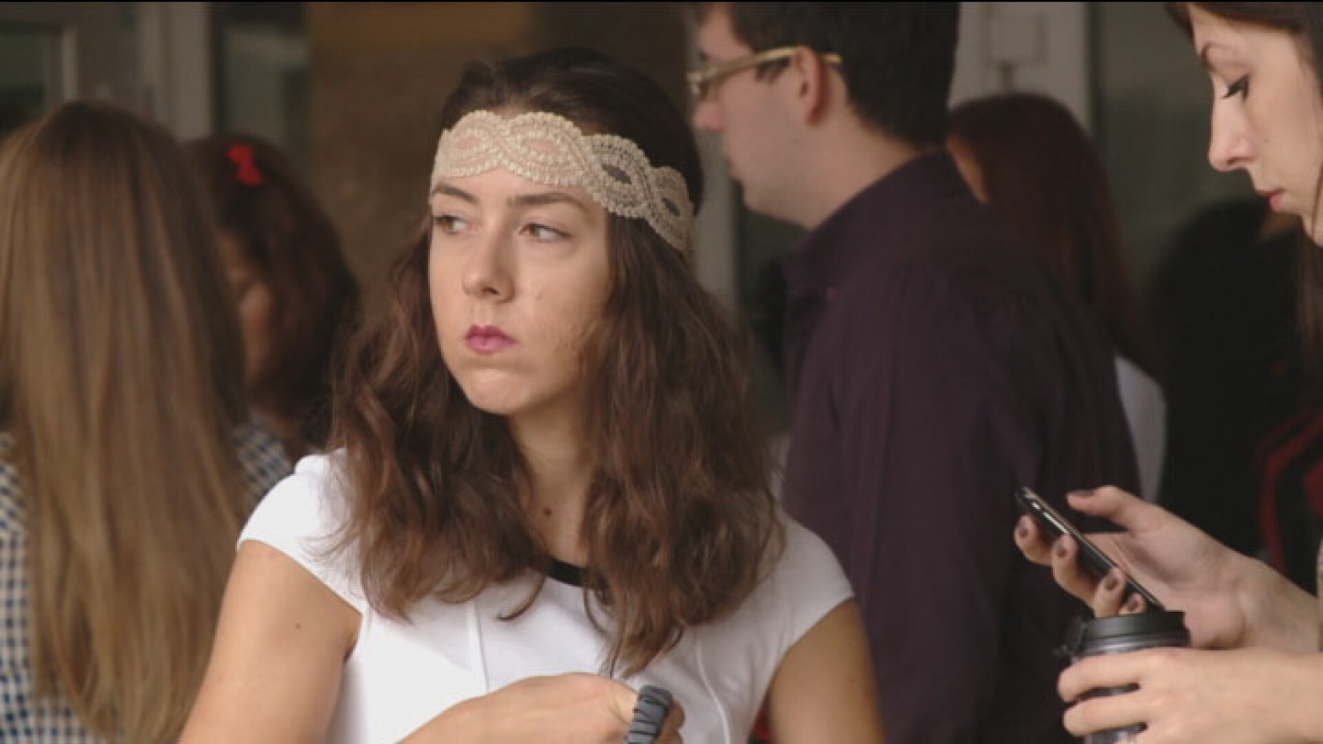 Studentii romani, in prima zi de scoala: "Nu stiu ce caut la universitate. Eu lucrez intr-un club"