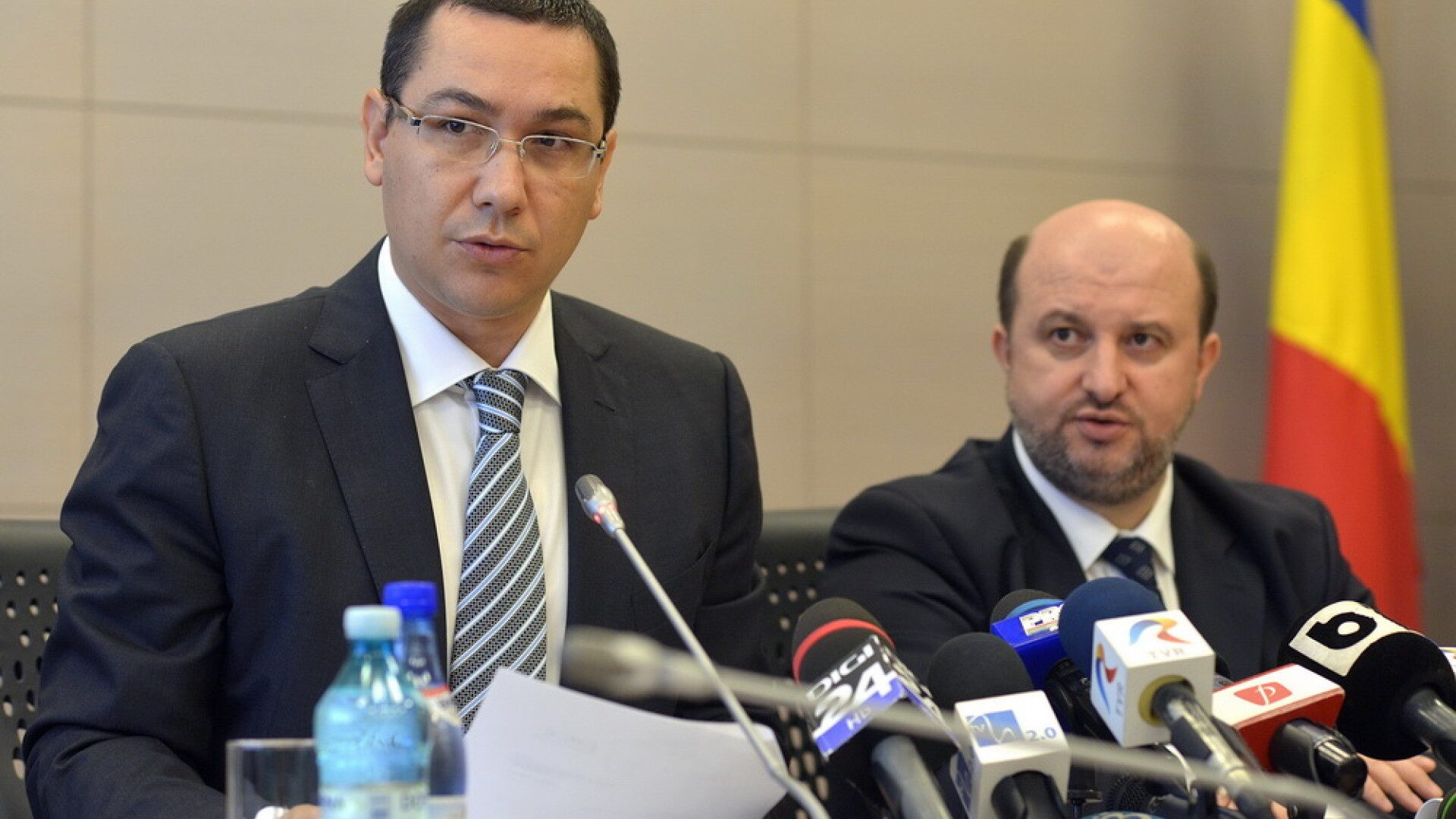 Ponta: Chitoiu ramane ministru in viitorul guvern doar daca rezolva cazul Oltchim si Hidroelectrica