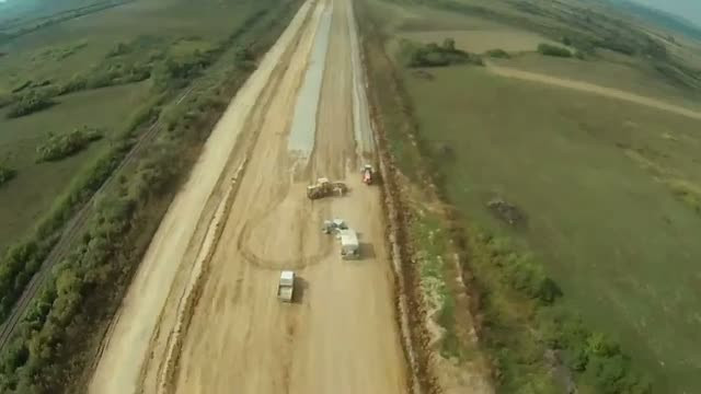 Klaus Mangold: "Romania pierde de multe ori competitia cu tarile vecine in industrie si turism"