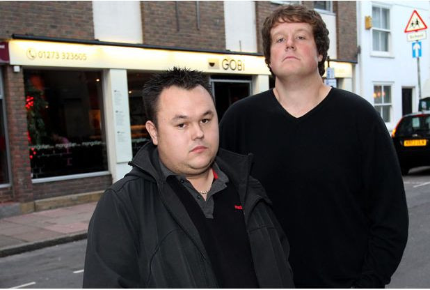 "Sunteti niste porci!". Ce au patit doi clienti fideli ai unui local unde poti manca atat ca vrei