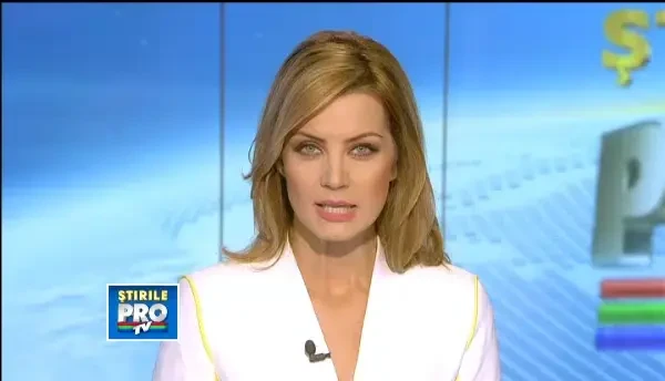 Adrian Minune, probleme cu Ferrari-ul de 200.000 de euro. O pereche de bermude acoperea senzorii