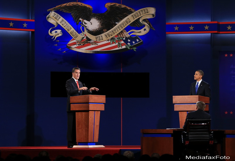 Sondaj CNN: Romney l-a INVINS pe Obama in prima dezbatere prezidentiala
