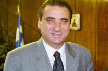 Un fost viceministru grec suspectat de evaziune fiscala a fost gasit spanzurat