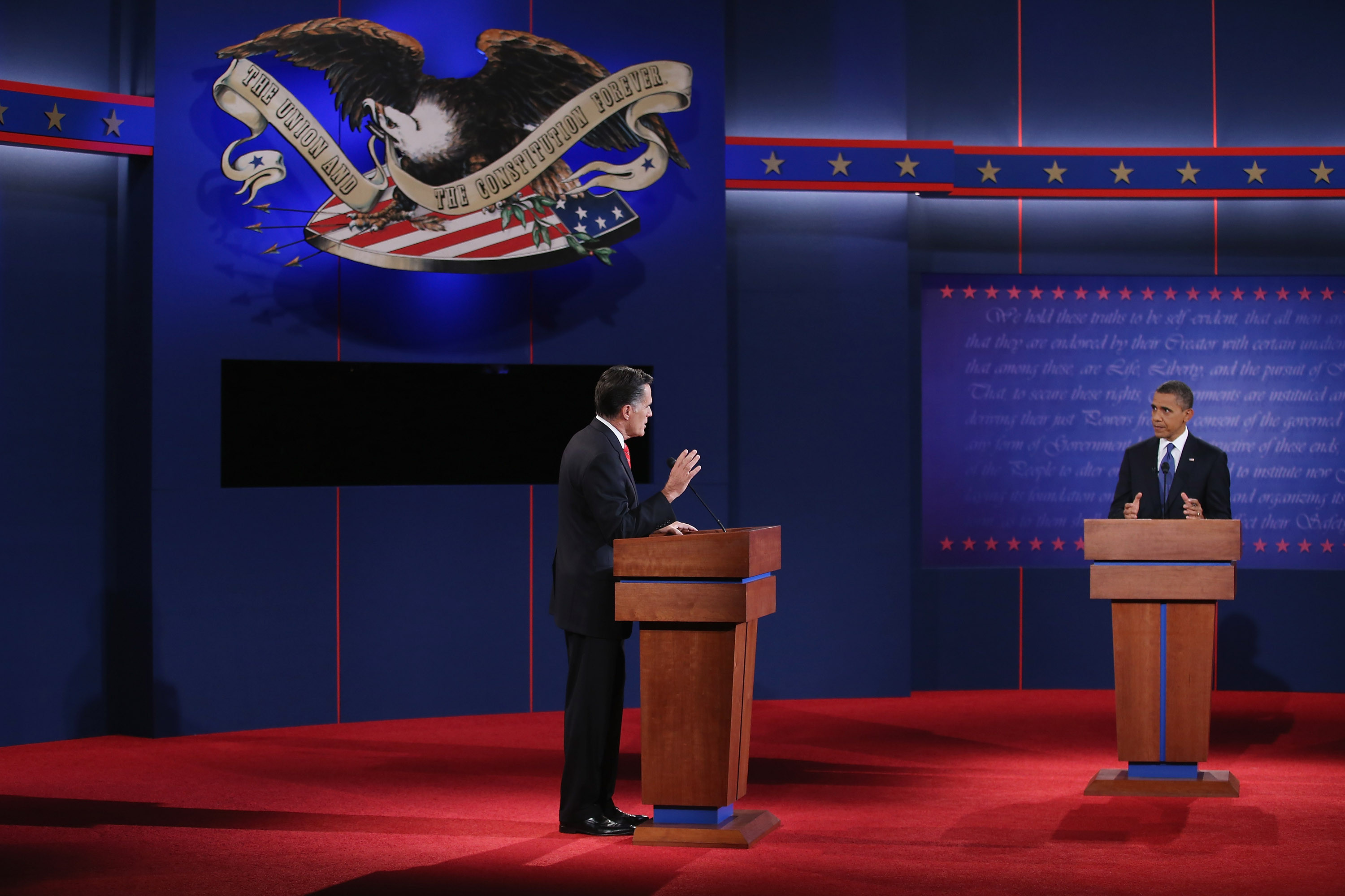 Huffington Post: Cele 10 exagerari cu care Mitt Romney a castigat dezbaterea in fata lui Obama