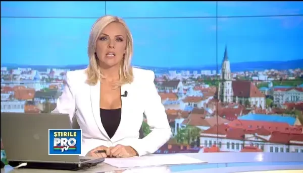 Distractie pentru oameni, chin pentru animale. Doi elefanti, obligati sa se plimbe 5 km prin Cluj