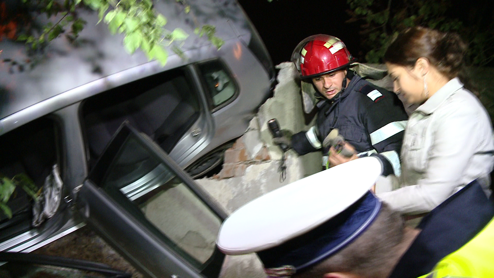 Cascadorie incredibila langa Timisoara. Vezi unde a ajuns o tanara de 18 ani cu masina