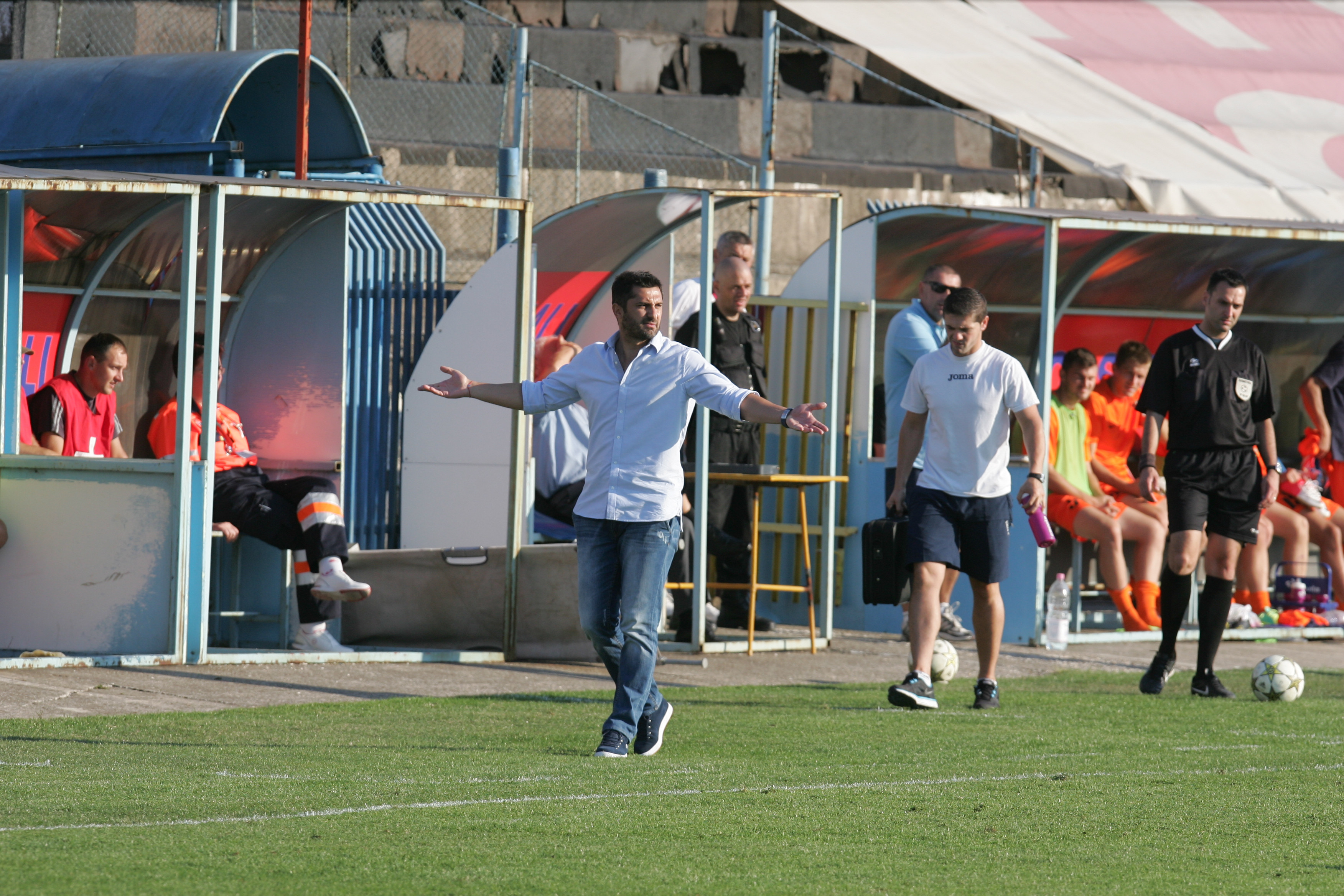 Niculescu, de la Steaua – Dinamo si “U” – CFR la Bihor – Luceafarul