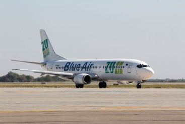 Blue Air a fost scoasa la vanzare. INTERVIU cu seful companiei