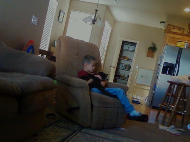 Scrisoarea acestui copil a emotionat o tara intreaga. "Adultii mi-au facut asta"