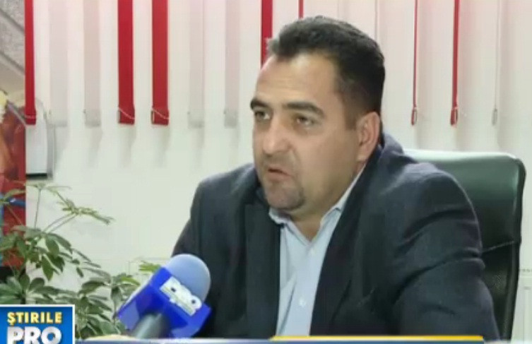 A reusit ceea ce Biserica nici macar nu si-a propus. Cine este omul care a platit 40 de inmormantari