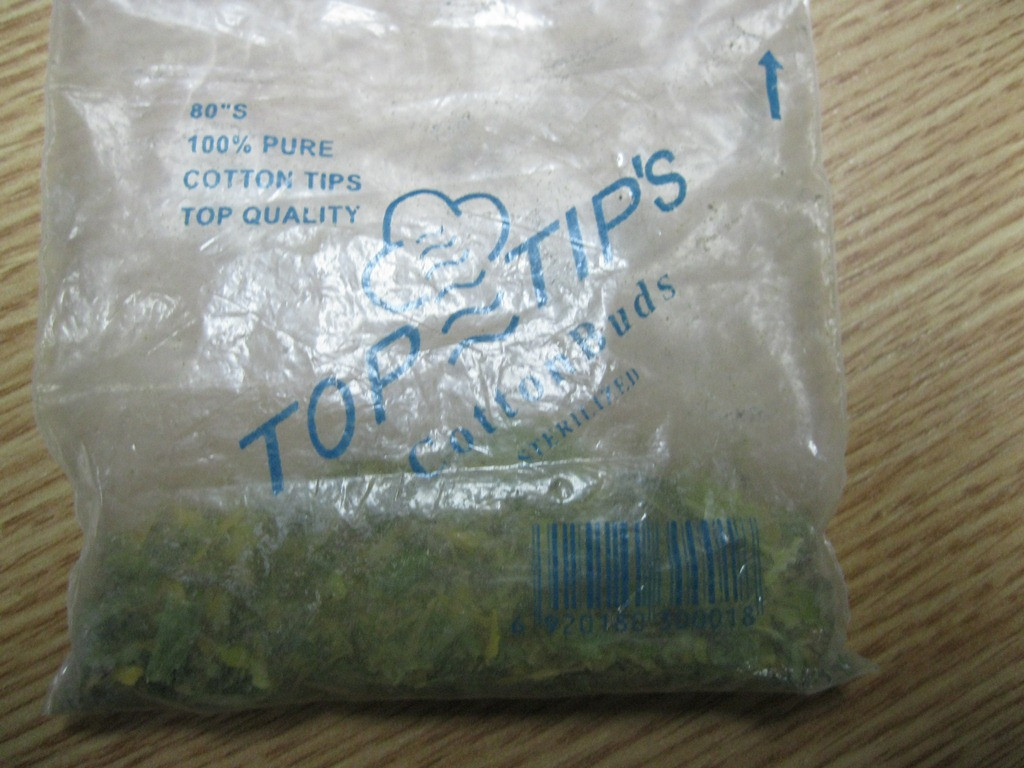 Profesori din Oradea acuzati de procurorii DIICOT ca vindeau substante interzise