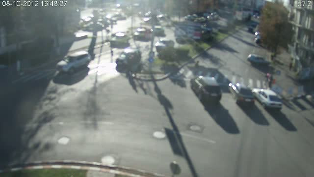 Un barbat a murit, iar o fetita a fost grav ranita, loviti de o masina pe o trecere de pietoni din Bacau