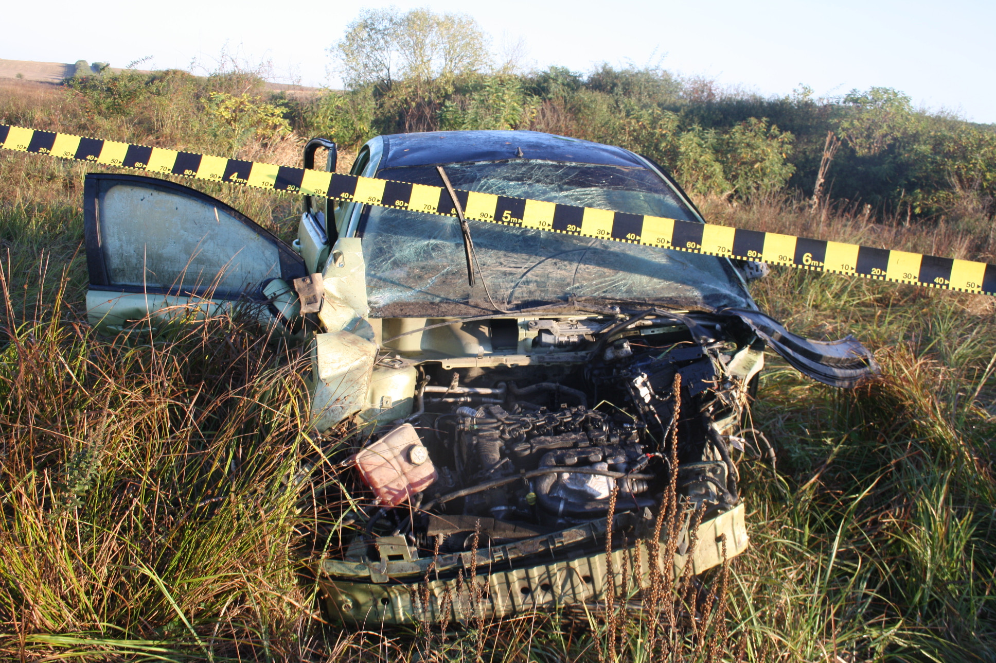 Patru prieteni au vrut sa testeze performantele unei masini. Unul dintre ei si-a pierdut viata