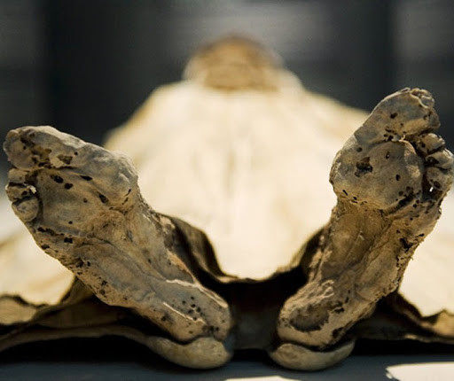 Un barbat care s-a intors acasa la sotie dupa 2 ani de inchisoare a fost ingrozit de cum a gasit-o