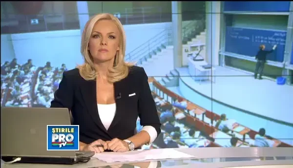 Catrinel Menghia, Catalin Morosanu si Iulia Albu sunt boboci la facultate. Ce studiaza