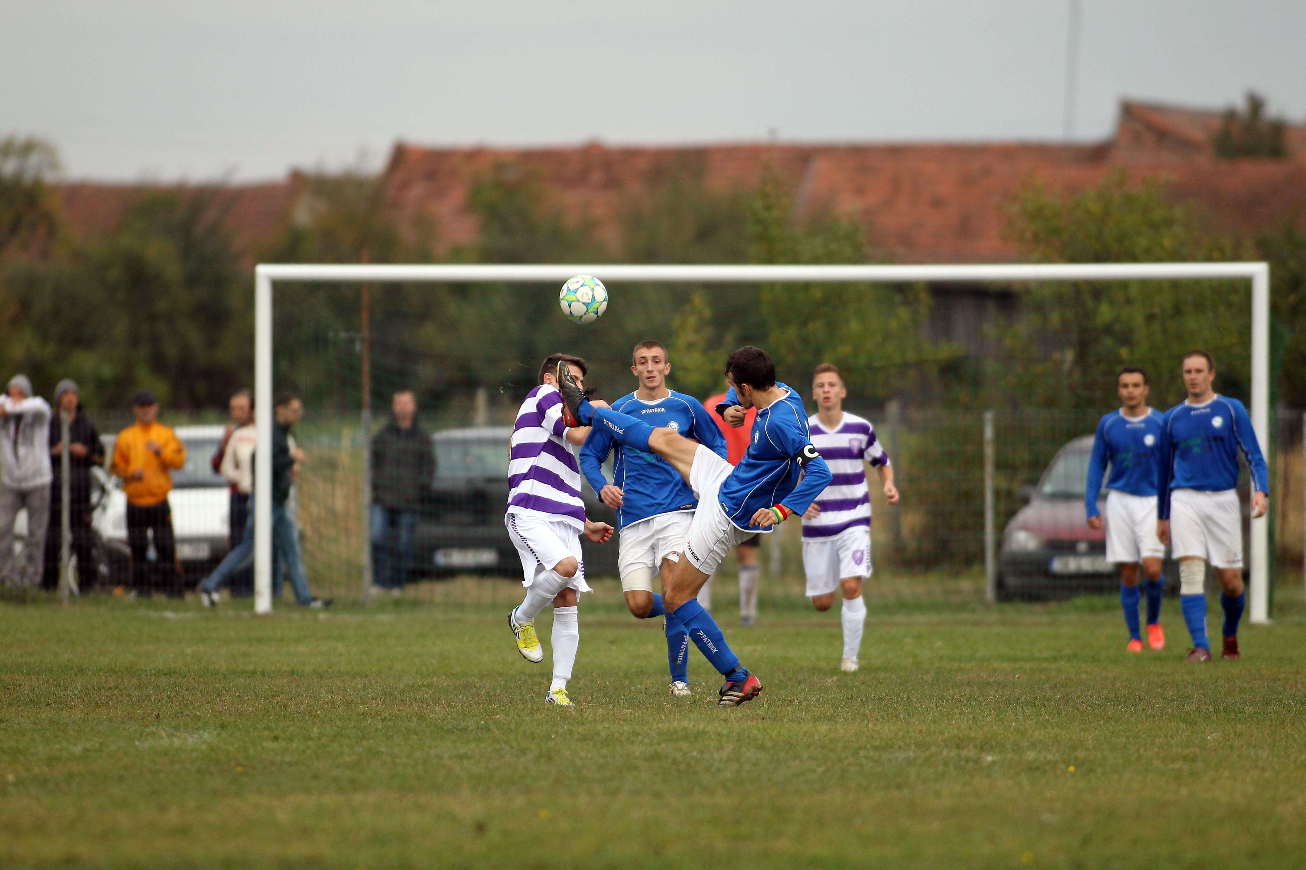 Poli s-a impotmolit in noroiul de la Boldur! Primele puncte pierdute in deplasare de alb-violeti