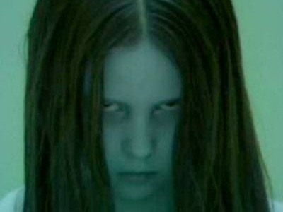 Nimeni nu se putea uita la ea fara sa se ingrozeasca. Astazi, tanara este frumusetea intruchipata