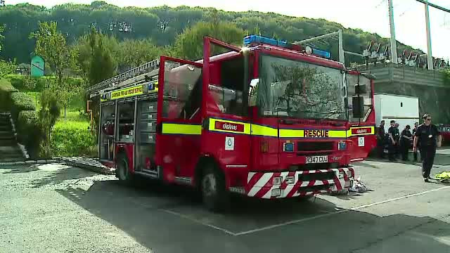 La initiativa Printului Charles, pompierii englezi ne-au donat patru masini speciale