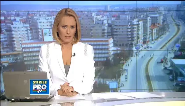 Descult, sarac lipit, dar disperat sa invete carte. Povestea copilului pe care il educa farmacista