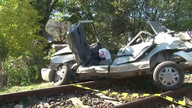 Profesoare moarte intr-un accident. Rudelele le plangeau, un barbat voia sa fure geanta uneia