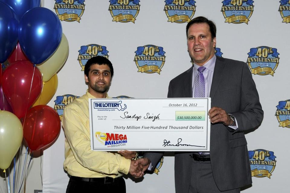 La scurt timp dupa ce a fost parasit de iubita, un barbat a castigat 30 de mil. de dolari la loterie