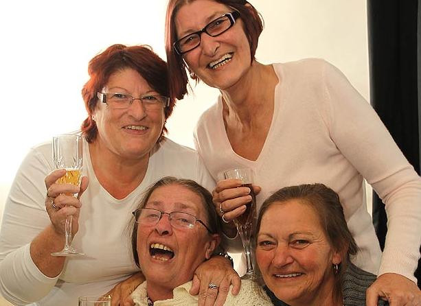 "Am fost pierduta timp de 32 de ani". O femeie amnezica si-a reintalnit familia care o credea moarta