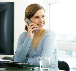 Cat timp stai pe Facebook sau intarzii dimineata la serviciu? 5 obiceiuri care te pot lasa fara job