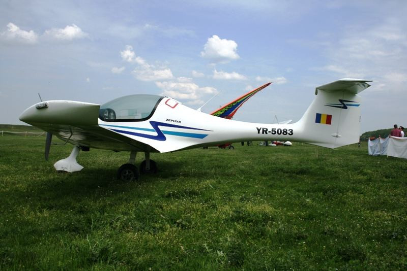 Un barbat de 51 de ani a murit dupa ce s-a prabusit cu un avion de mici dimensiuni