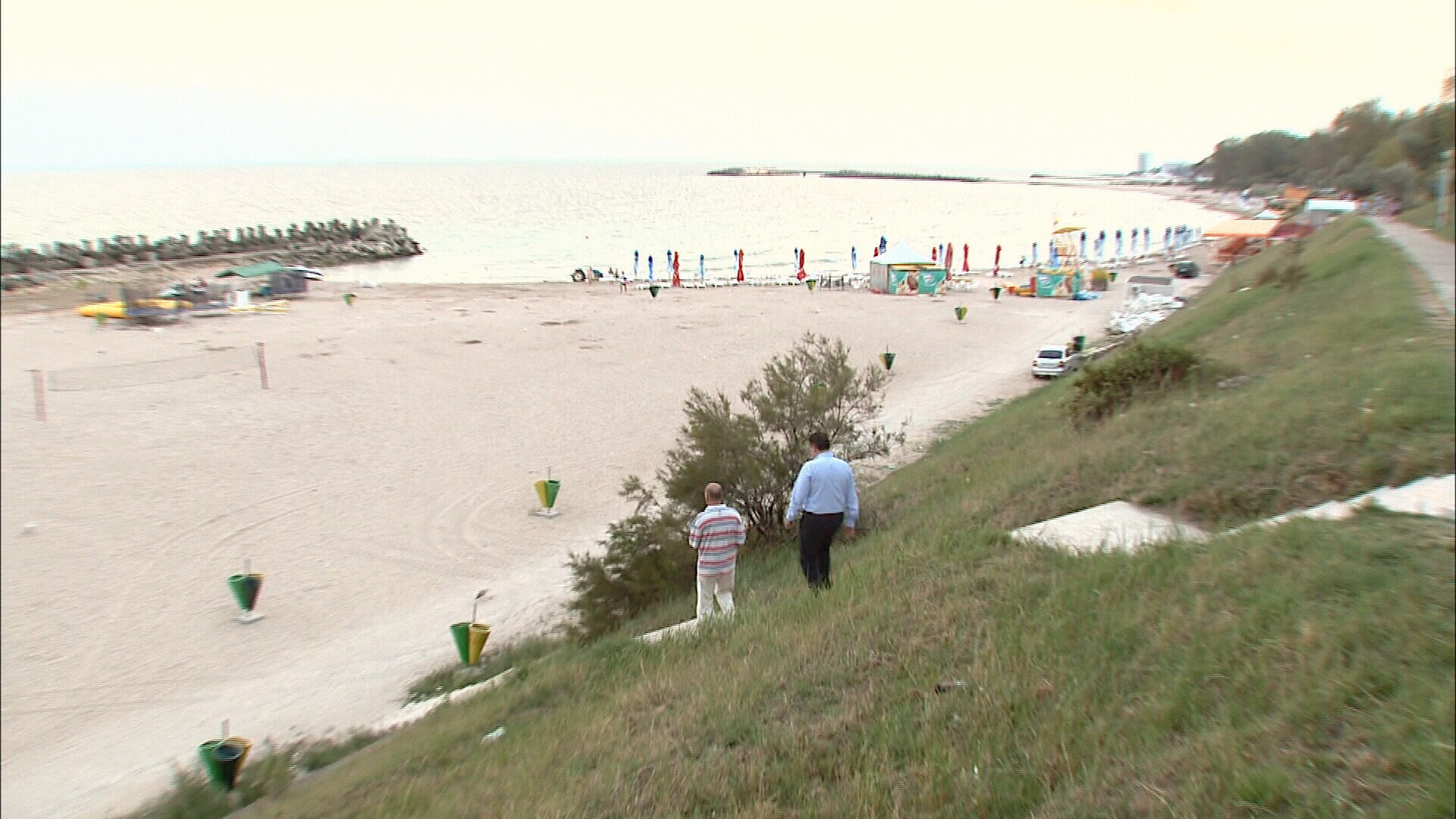 Romania a pierdut 2.400 de hectare de plaja in ultimii 30 de ani. Expertii estimeaza ca vom ramane fara litoral in cativa ani