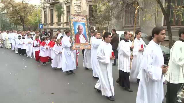 2.000 de crestini au marcat pe strazile Capitalei ziua de sfant a Papei Ioan Paul al II-lea