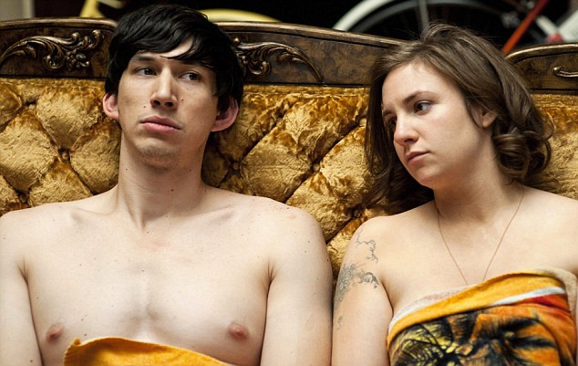 Iubita ta are intre 20 si 25 de ani? Vezi de ce este NEMULTUMITA: