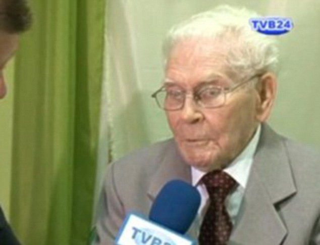 Cel mai batran supravietuitor din lagarul de concentrare Auschwitz a murit la varsta de 108 ani