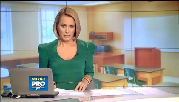 Ea este profesoara care isi trimitea propriile eleve unor retele de proxenetism. VIDEO