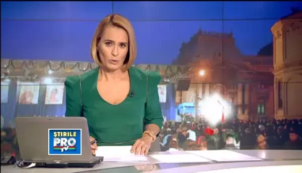 Cozi de 2 km in prima zi a pelerinajului de la Patriarhie, pentru a saruta moastele a 4 sfinti