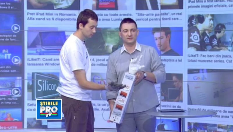 iLikeIT: Robotii uimitori ai unui roman supradotat: Mana robotica, robotul labirit si microsumo