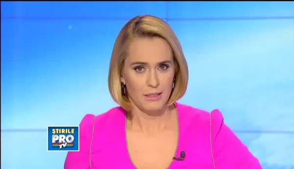 Coada uriasa de 40.000 de credinciosi in Capitala. Toti asteapta sa atinga moastele de la Patriarhie