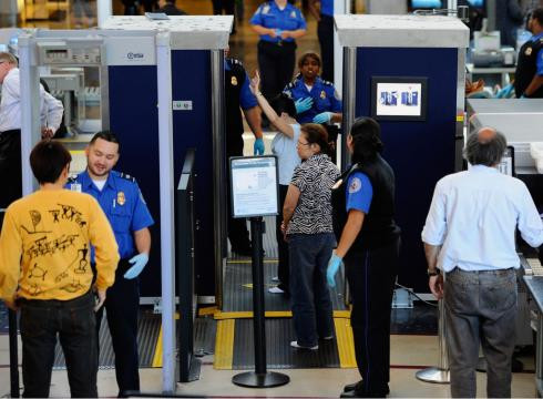 Un celebru actor american, arestat pe aeroportul din Los Angeles