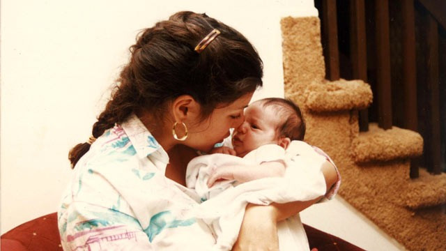 Nici un medic nu a crezut-o. Intuitia materna a fost cea care i-a salvat copilul de la moarte