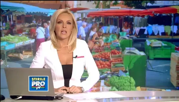 Romania urbana este pregatita de Halloween. La tara, in schimb, dovlecii ajung hrana pentru porci