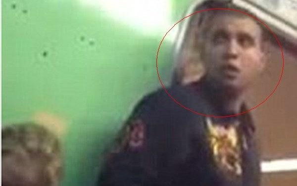 Scene SCANDALOASE cu un tigan la metrou. Ce i-a facut unei femei in fata tuturor! VIDEO INCREDIBIL