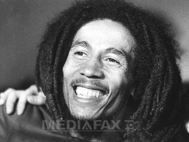 Bob Marley - muzicianul care a ajutat cel mai mare numar de oameni sa invete limba engleza