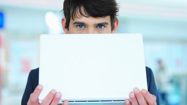 Scoala online sau sali vechi de clasa? Cum pot ajunge in viitor examenele pe net imposibil de trisat