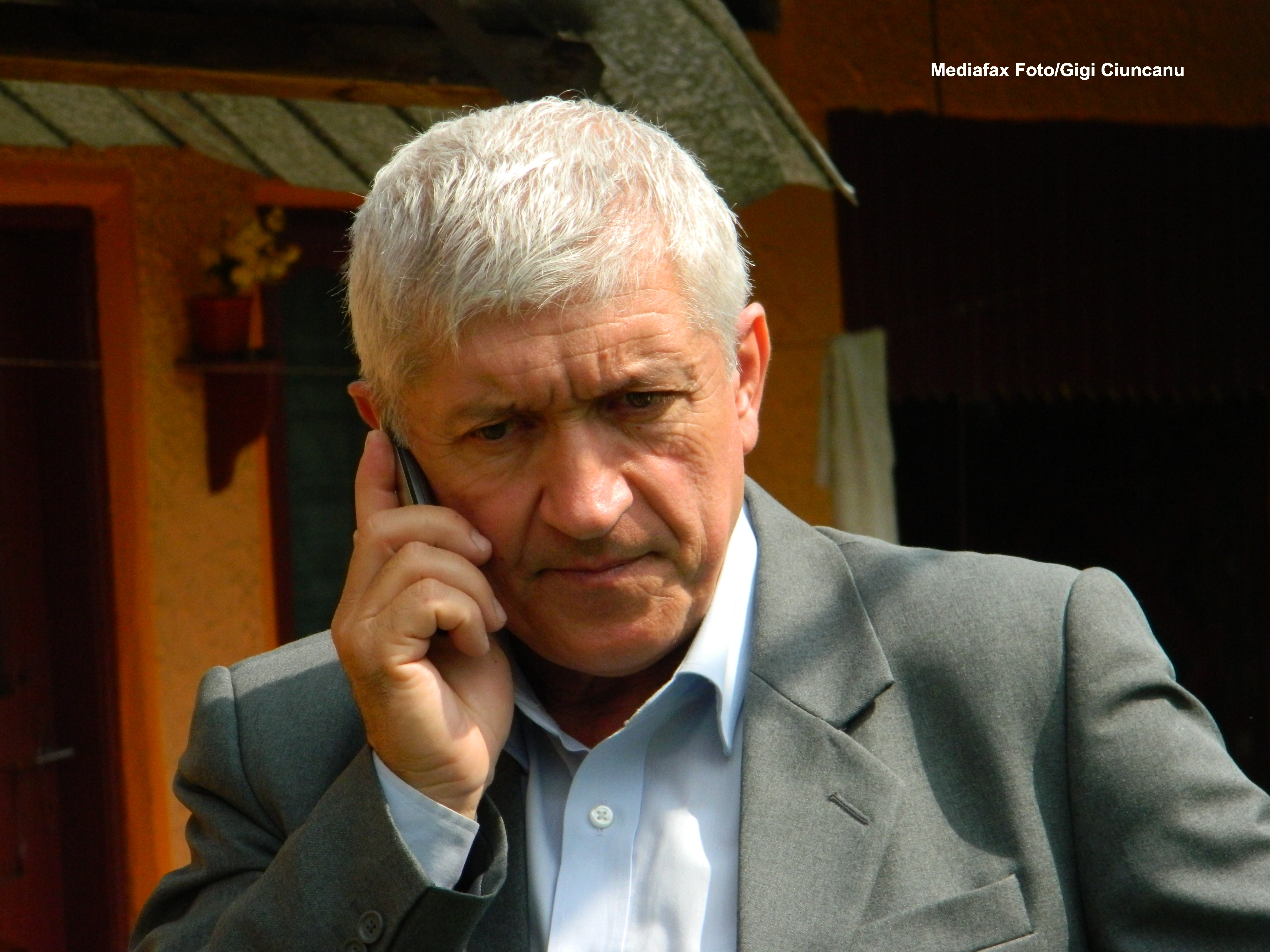 Senatul a RESPINS solicitarea de incetare a mandatului lui Mircea Diaconu