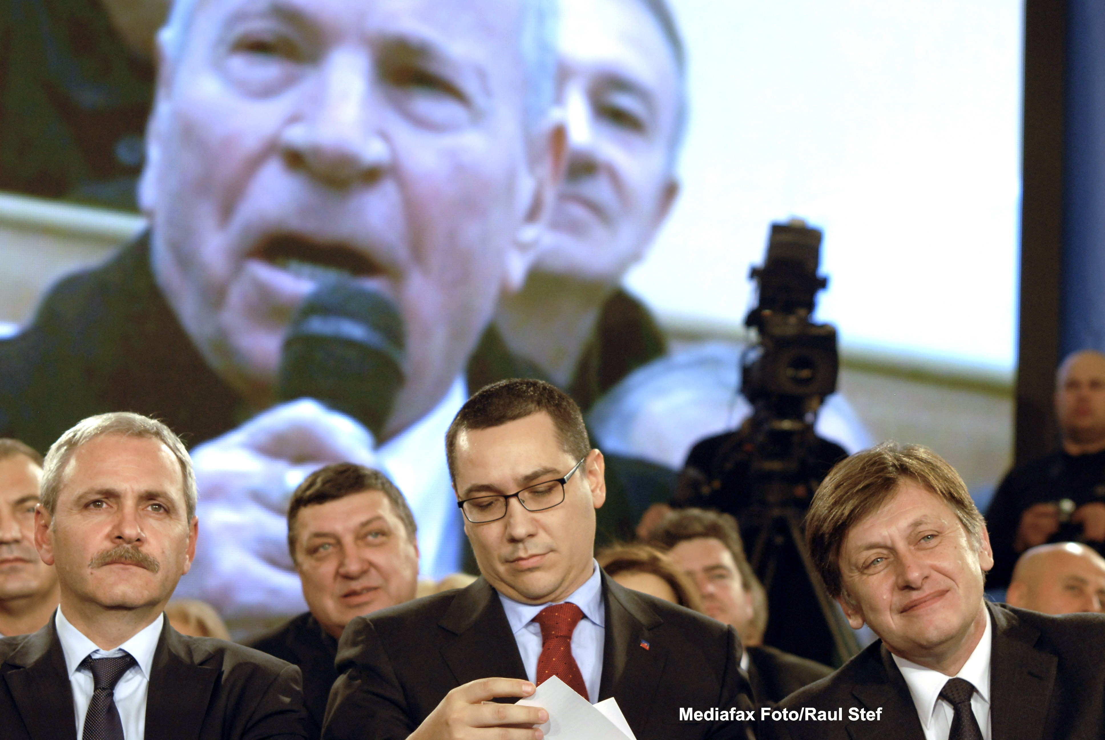 Liviu Dragnea: Marti sau miercuri Basescu va chema partidele la consultari; USL merge impreuna